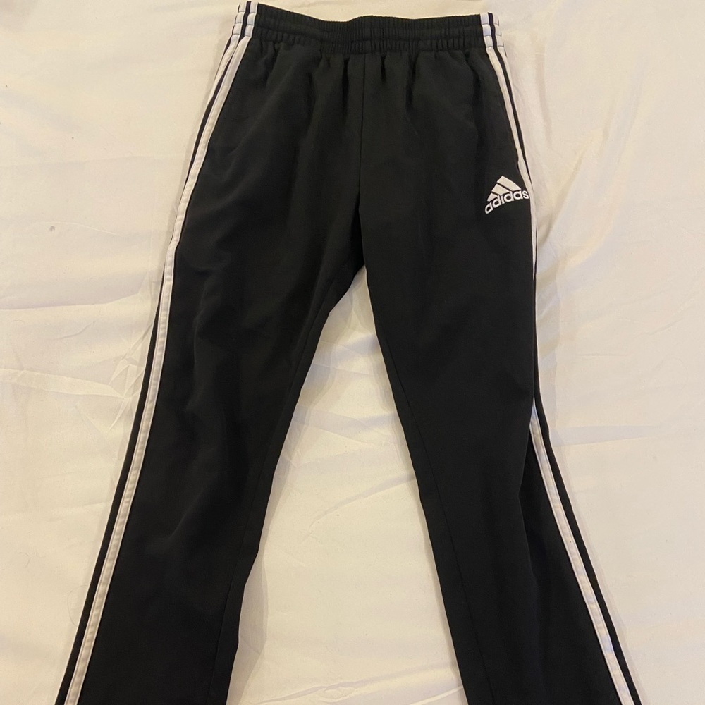 adidas kids track pants 🖤🤍